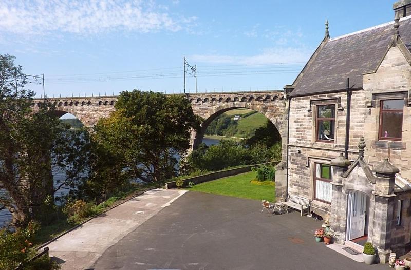 Castle Vale House Acomodação com café da manhã Berwick Upon Tweed Exterior foto